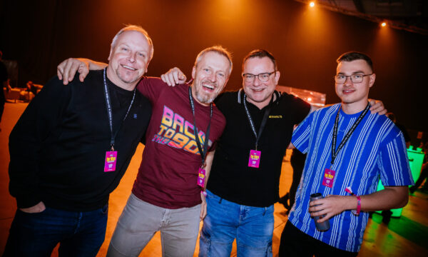 Sunshine Live 90er Party

Foto: Thomas Niedermüller /  www.niedermueller.de