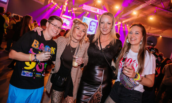 Sunshine Live 90er Party

Foto: Thomas Niedermüller /  www.niedermueller.de