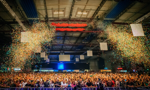 Die 90er Party von Sunshine Live am 30.11.2019 in Mannheim. (Photo by Thomas Niedermueller / www.niedermueller.de)